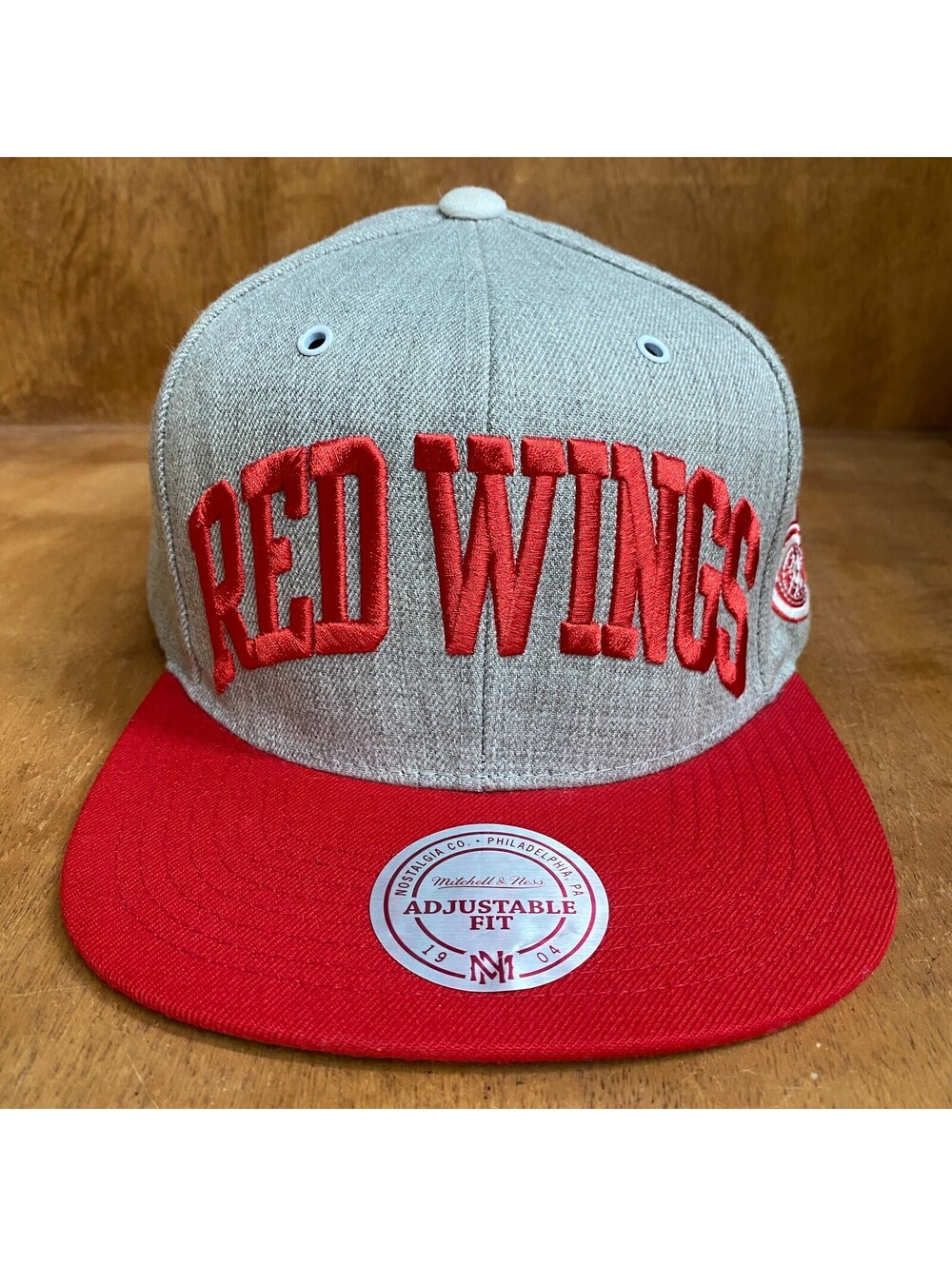 Detroit Red Wings Snapback Hat Cap Gray Red Mitchell And Ness Hockey Adjustable